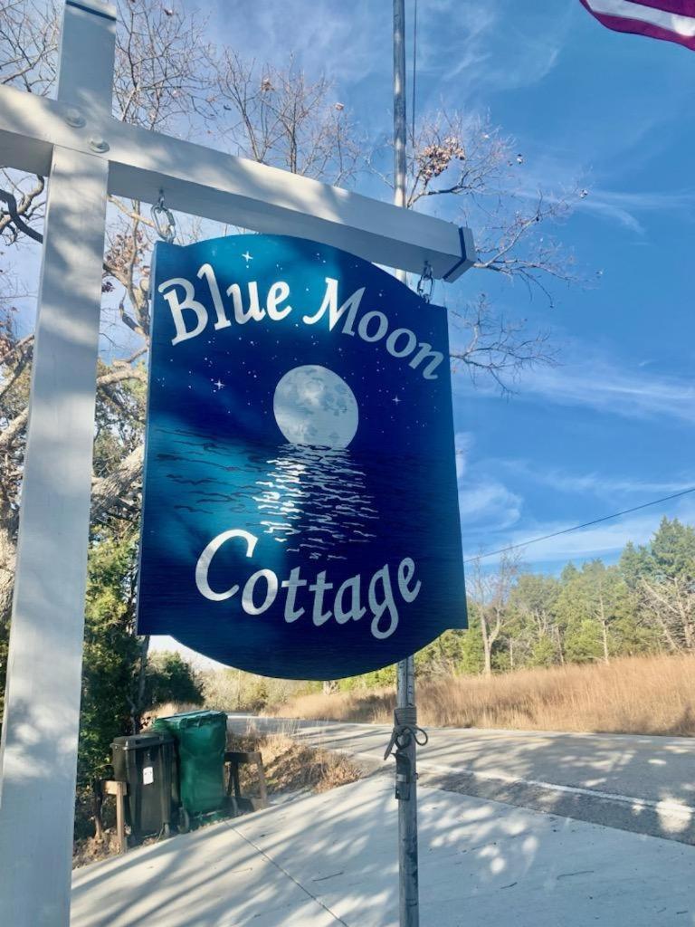 Blue Moon Cottage Blue Eye Exteriör bild